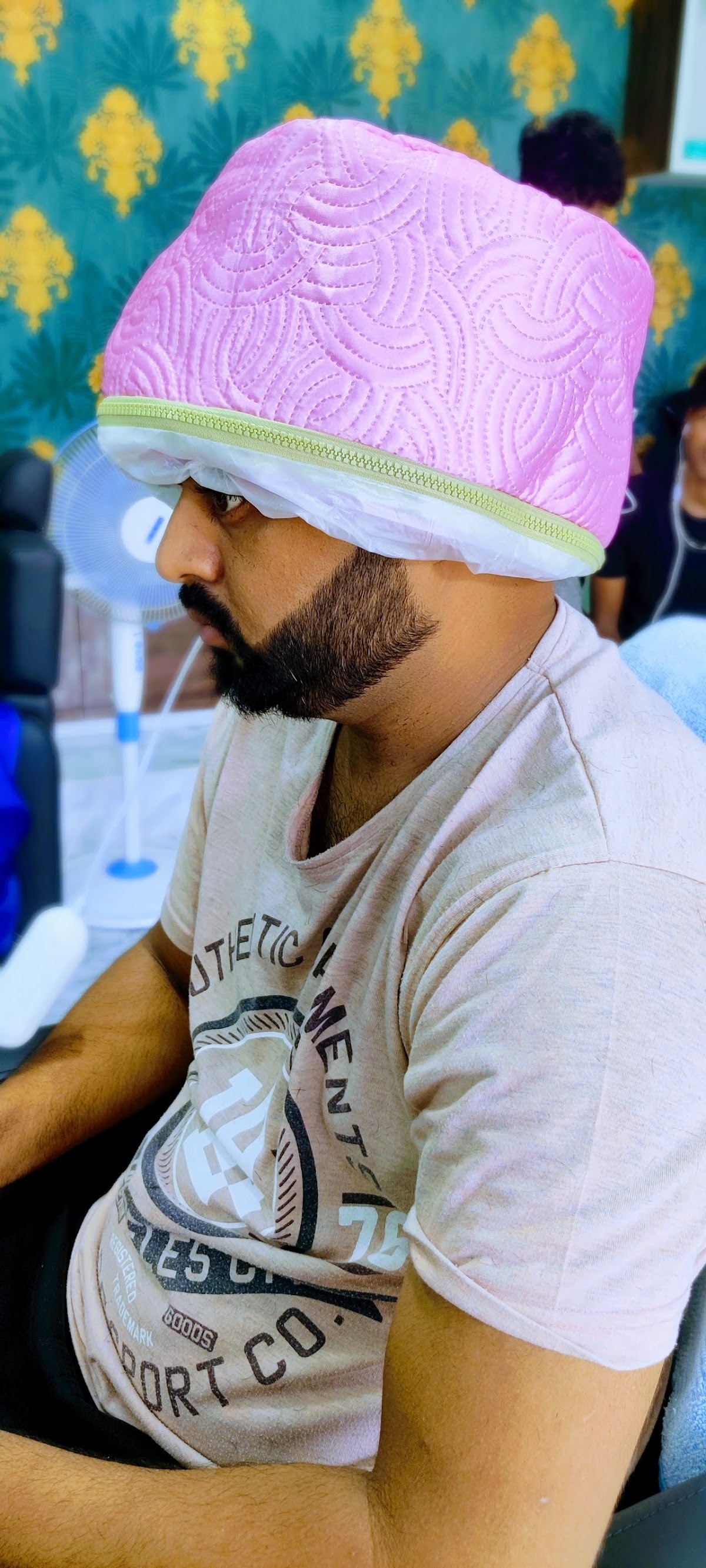 Hair spa with sculpted beard